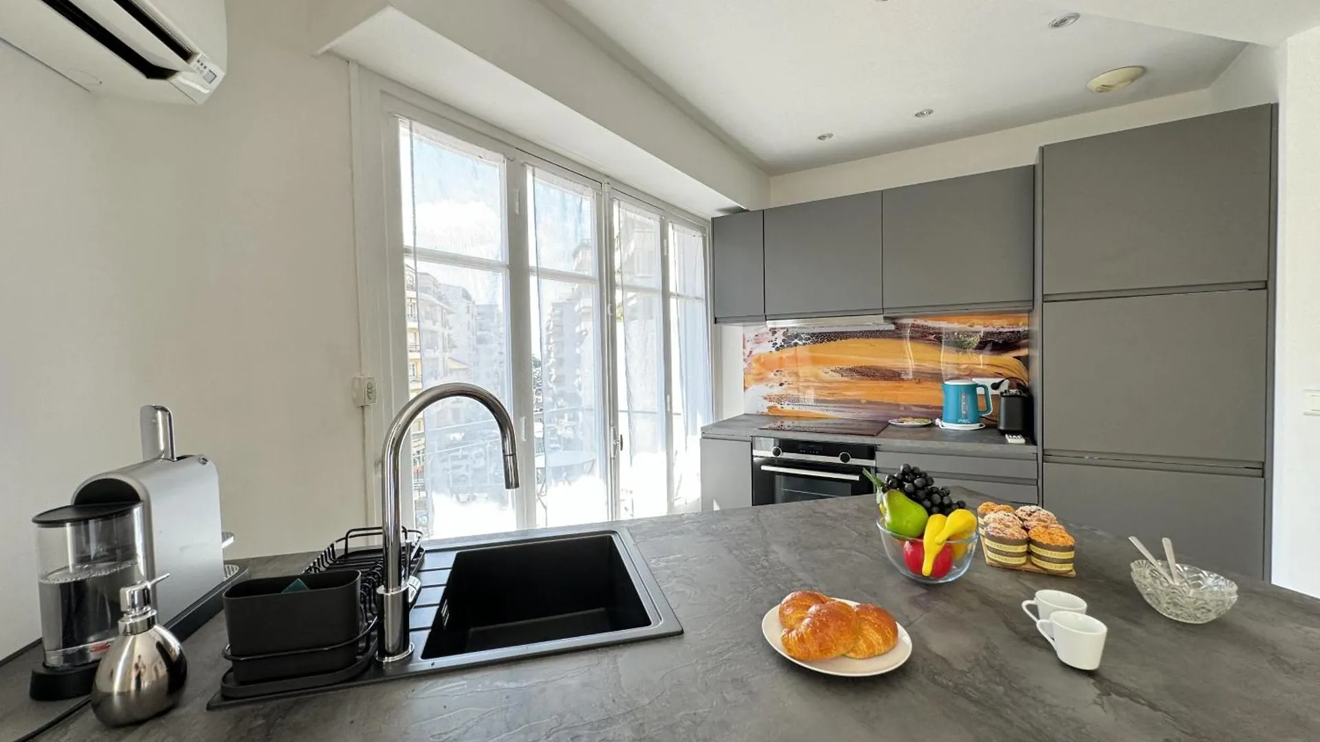 Apartment Studio Confortable Proche Mer Deb1890 Cannes France